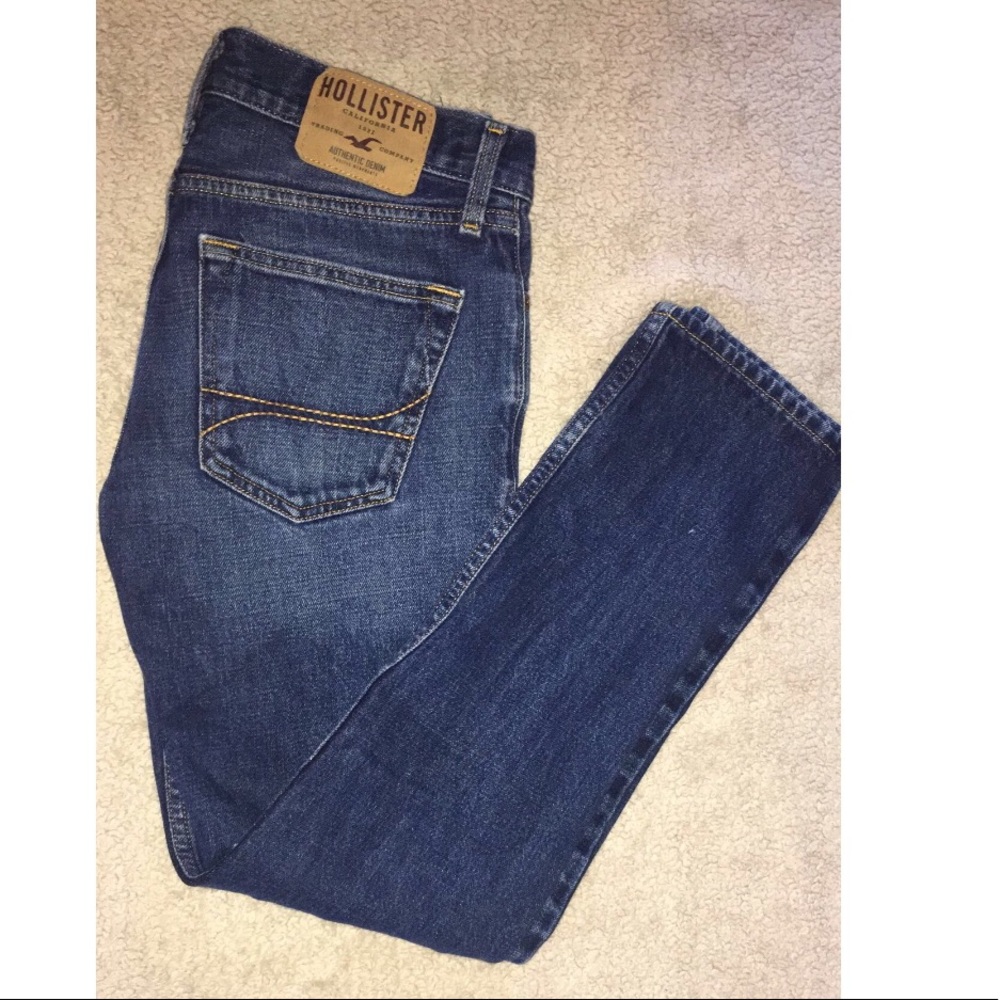Hollister jeans for MEN.